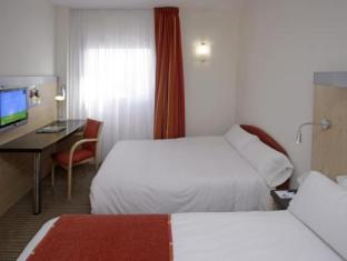 Holiday Inn Express Malaga 04
