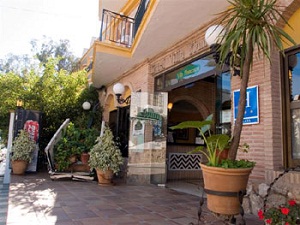 Hotel Villa Flamenca Nerja 01