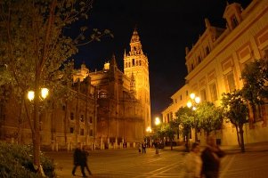 Photo C DM Parody, sevilla la giralda